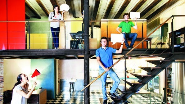 Besser kommunizieren und zusammenarbeiten mit Social-Enterprise-Tools. (Foto: Alija/iStock)