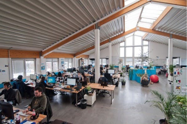 Die Recruiter des Hamburger Unternehmens Jimdo setzen bei der Mitarbeitersuche gezielt auf die Netzwerke ihrer Mitarbeiter.