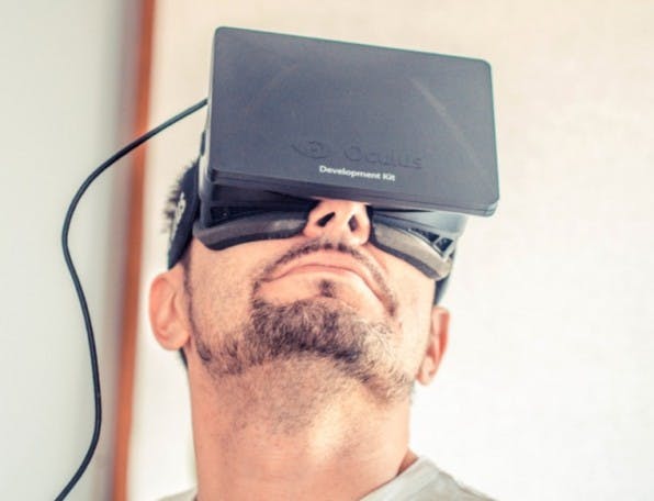 Bevorzugt die 3D-Brille Oculus Rift per Design das männliche Gehirn? Die Forscherin Danah Boyd hat diese Frage aufgeworfen. (Foto: Sergey Galyonkin, Fickr)