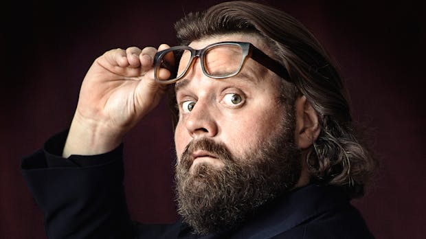 Mehr als nur „Tech-Nick“: Schauspieler Antoine Monot, Jr. über den Nerd in sich