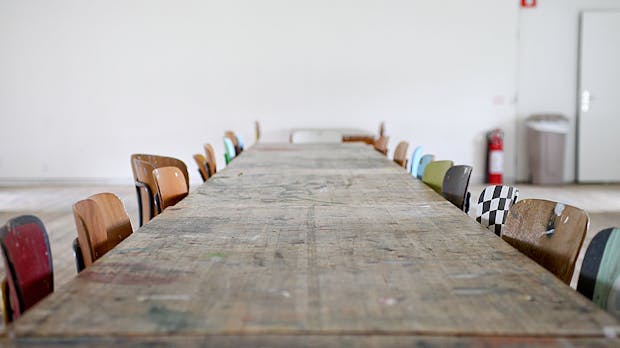 Freiheit nach Konzept: Wie die Management-Methode Holacracy funktioniert