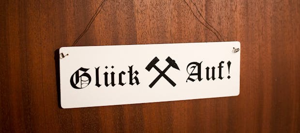 Goldrausch im Keller: Krypto-Miner im Wettlauf gegen die Zeit