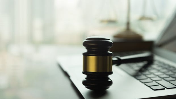Rechtsservices für Onlinehändler im Überblick
