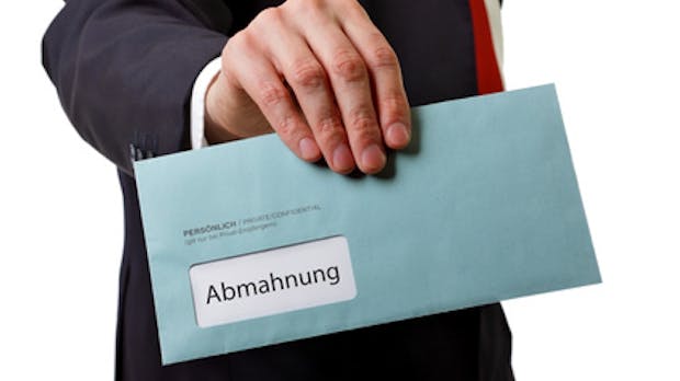 Abmahnung – Nerdcore.de-Blogger verliert seine Domain