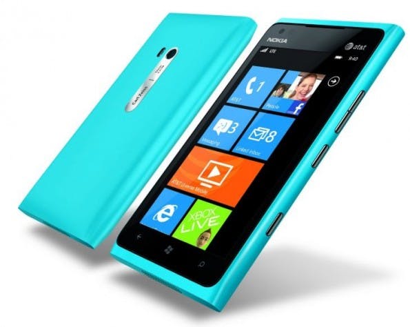 CES 2012 Nokia-lumia-900_cyan_combo Nokia-lumia-900