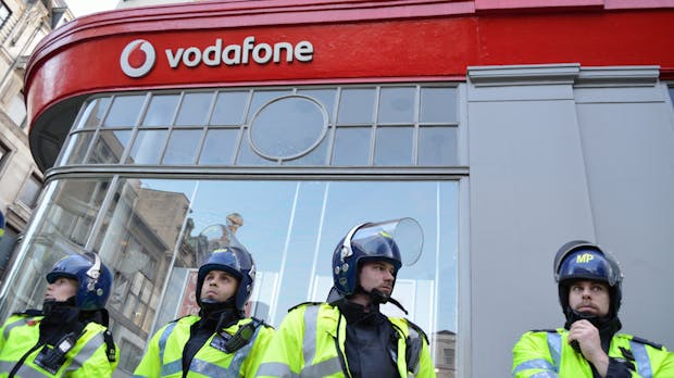 Vodafone, H&M, Galileo, McDonald’s: Facebook und der digitale Mob