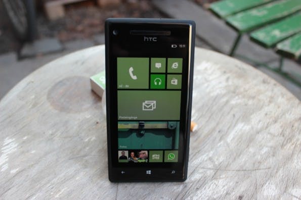 HTC-8X_4573