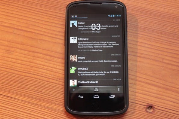 carbon-twitter-nexus-4
