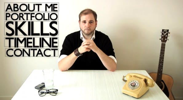 Auch Graeme Anthony setzt auf das Medium Bewegtbild und bindet sogar interaktive Elemente ein. (Screenshot: YouTube)