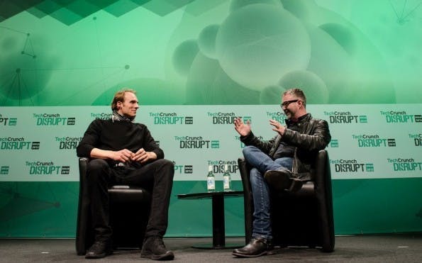 Marc Samwer und Mike Butcher (v.l.) im Gespräch. Bild: TechCrunch/Flickr (CC BY 2.0)