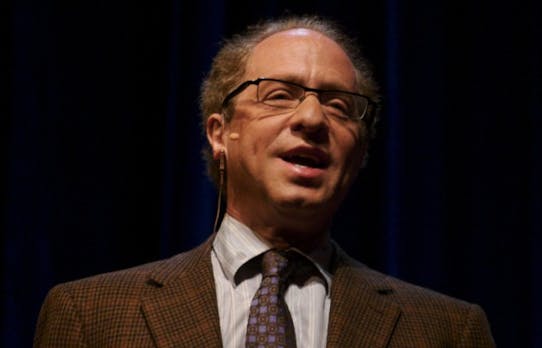 8 Zukunftsthesen von Ray Kurzweil: Ewige Jugend, selbstfahrende Autos und 100 Prozent Solarenergie