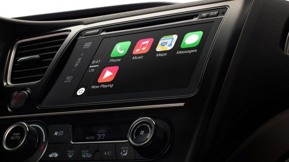 Mit CarPlay unternimmt Apple seit geraumer Zeit den Versuch, stärker ins Interieur von Fahrzeugen vorzudringen. (Foto: Apple)