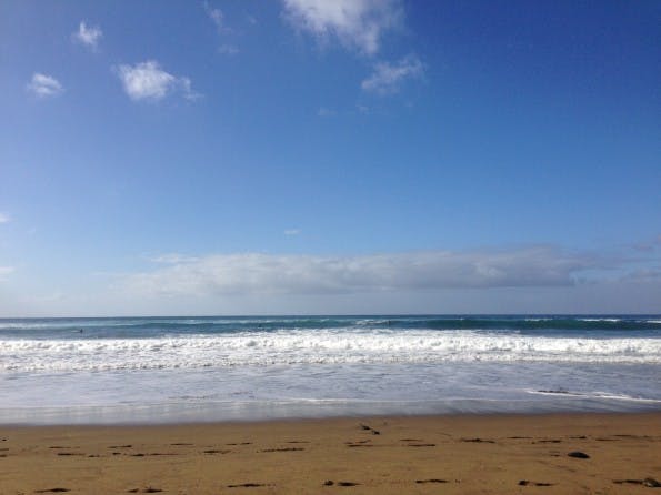 Man muss nicht gleich am Strand arbeiten, aber ein Co-Working-Space am Meer ist schon nett.