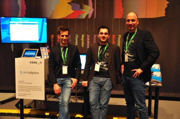 Der Stand von sensalytics bei Code_n auf der CeBIT 2014. (Foto: t3n)