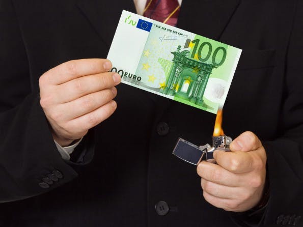 money burns