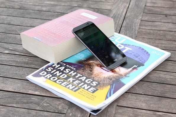 Die Haptik und das Design des HTC One M8 wissen zu überzeugen. (Foto: Johannes Schuba)