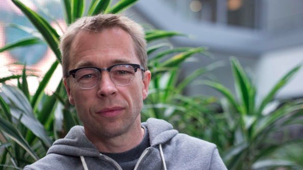 Ralf Groene ist der Schöpfer von Microsofts Surface-Design und verantwortlich für ein 17-köpfiges Design-Team in Redmond. (Foto: Moritz Stückler)
