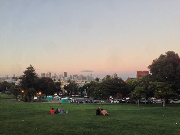 Der Mission-Dolores-Park in San Francisco: Eine beliebte Anlaufstelle für Dealer und Konsumenten. (Foto: Moritz Stückler)