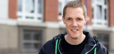 Benjamin Teeuwsen ist der Organisator der Düsseldorfer FuckUp-Night.
