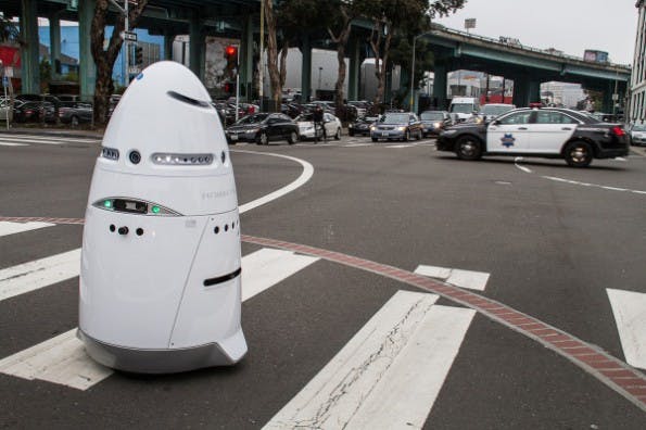 K5 Security Robot soll Streife laufen. (Bild: Knightscope, Inc.)