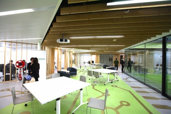 Barcelona lockt Startups – mit Coworking-Spaces und Maker-Zentren. (Foto: Felicitas Hackmann)