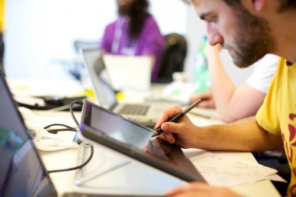 Die Anforderungen an einen Monitor sind von Webdesigner zu Webdesigner unterschiedlich. (Foto: flickr / Sebastiaan ter Burg)