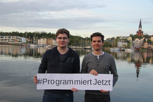 Programmieren lernen ohne dicke Bücher: Starter-Kit mit Kurzanleitung und Hardware auf Kickstarter