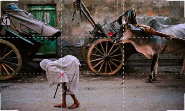 Perfekte Fotos: 1. Die Drittel-Regel. (Screenshot: Cooperative of Photography. Original: Steven McCurry)