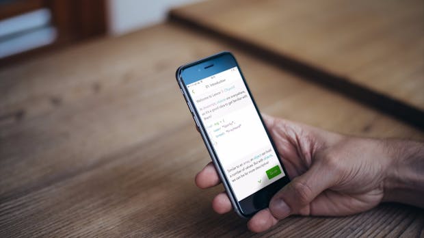 Apple: Umstieg auf OLED-Bildschirme könnte flachere iPhones mit mehr Akku-Power bringen