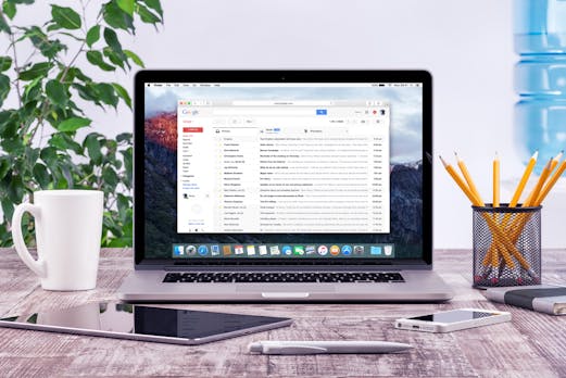 Das sind die gröbsten Fehler im Umgang mit E-Mails!