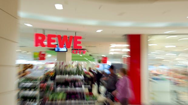 Frisches Geld: Rewe will eine Milliarde in die Digitalisierung stecken