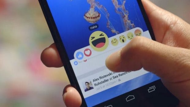 Vorerst ausgelacht: die Facebook-App für Android macht gerade keinen Spaß. (Bild: tulpahn / Shutterstock.com)