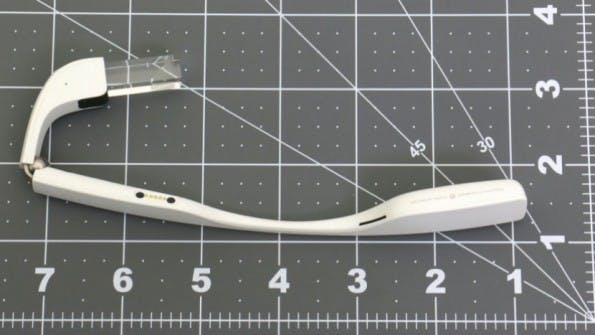 Das Vorderteil der Glass 2.0 lässt sich einklappen. (Bild: FCC)