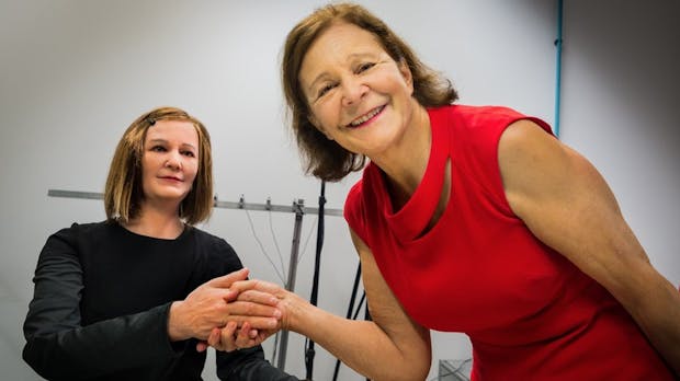 Nadine: Dieser humanoide Roboter sieht erschreckend menschlich aus