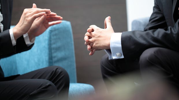 Beschwerdemanagement: 8 Tipps, mit denen du unzufriedene Kunden wieder von dir überzeugst