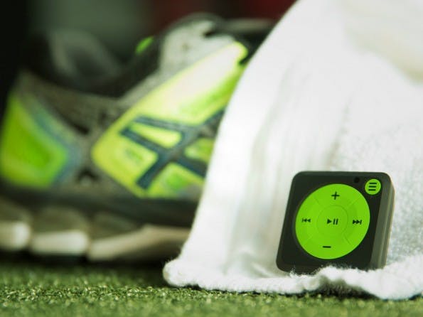 Mighty: iPod-Shuffle-Klon bringt dir Spotify auf die Laufstrecke – ohne WLAN und Smartphone. (Bild: Kickstarter/Mighty Audio)