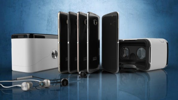 Smartphone-Verpackung: Das Alcatel Idol 4S wird in einem Cardboard verkauft. (Foto: Evan Blass/Alcatel)