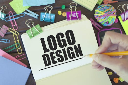 Du brauchst ein Logo? Diese Design-Crowdsourcing-Plattformen machen es dir schnell und günstig