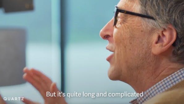 „But it's quit long and complicated!“ – manche Bücher hätte Bill Gates lieber nicht angefangen. (Screenshot: Quartz-Facebook)