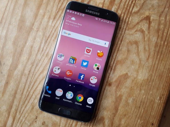 Samsung Galaxy S7 edge meets Android „N“ (Foto: t3n)