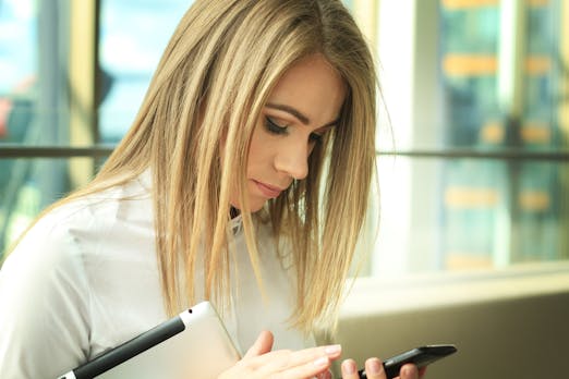 Top-Smartphone, flexible Arbeitszeiten: Wie Unternehmen um junge Mitarbeiter buhlen