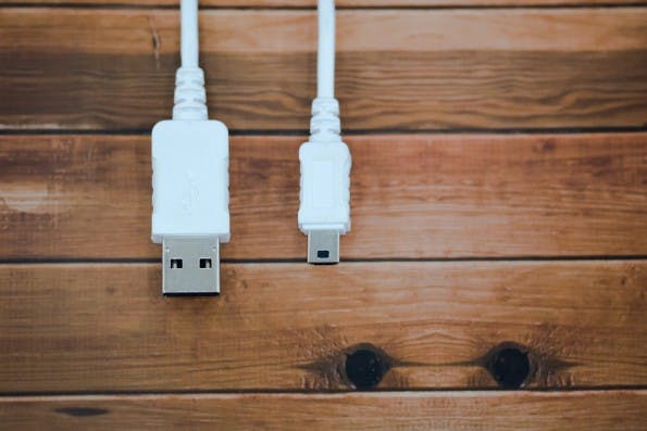 Die WebUSB-API soll USB-Geräte mit dem Web verbinden. (Foto: Shutterstock)