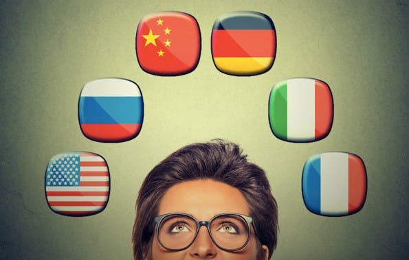 Arbeiten im Ausland ist für viele Menschen ein Traum. Einige erfüllen ihn sich. (Grafik: Shutterstock-pathdoc)