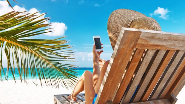 Mit dem Smartphone in den Urlaub: Darauf solltet ihr achten