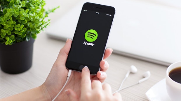 Spotify: Hörer sollen mit neuen Podcasts aus Deutschland angelockt werden