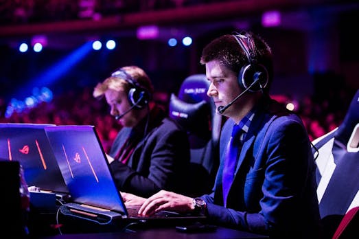 Computerspieler sind besser in Mathe und Lesen – Facebook-Nutzer schlechter