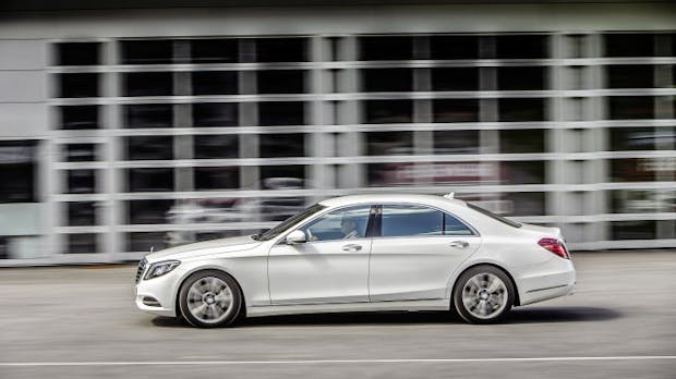 Mercedes-Benz: Hybrid der S-Klasse bekommt 2017 drahtlose Ladeoption