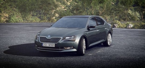 Elektroauto: Skoda will den Superb 2019 als Plug-in-Hybrid auf den Markt bringen. (Bild: Skoda)
