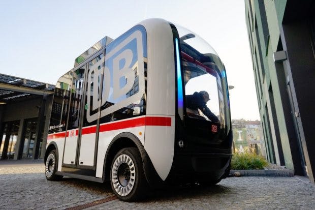 Deutsche Bahn stellt ersten autonom fahrenden Busverkehr in Deutschland vor. (Bild: Deutsche Bahn)