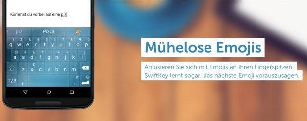 Emojis werden euch in der Swiftkey-Tastatur während des Tippens angezeigt. (Bild: Swiftkey)
